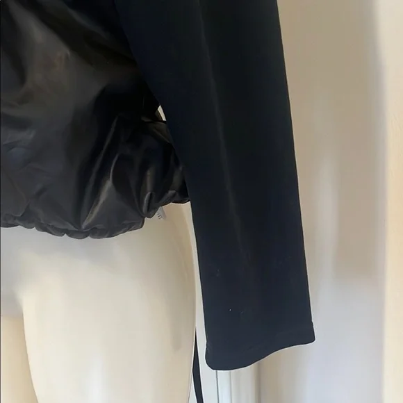 Puma Black Hoodie with Shiny Accents size small - Picture 8 of 11